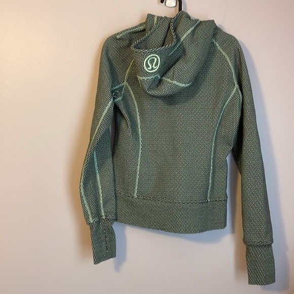 Lululemon Scuba Hoodie Stretch (Lined Hood)
Double Diamond Fresh Teal size 6 - Picture 8 of 16